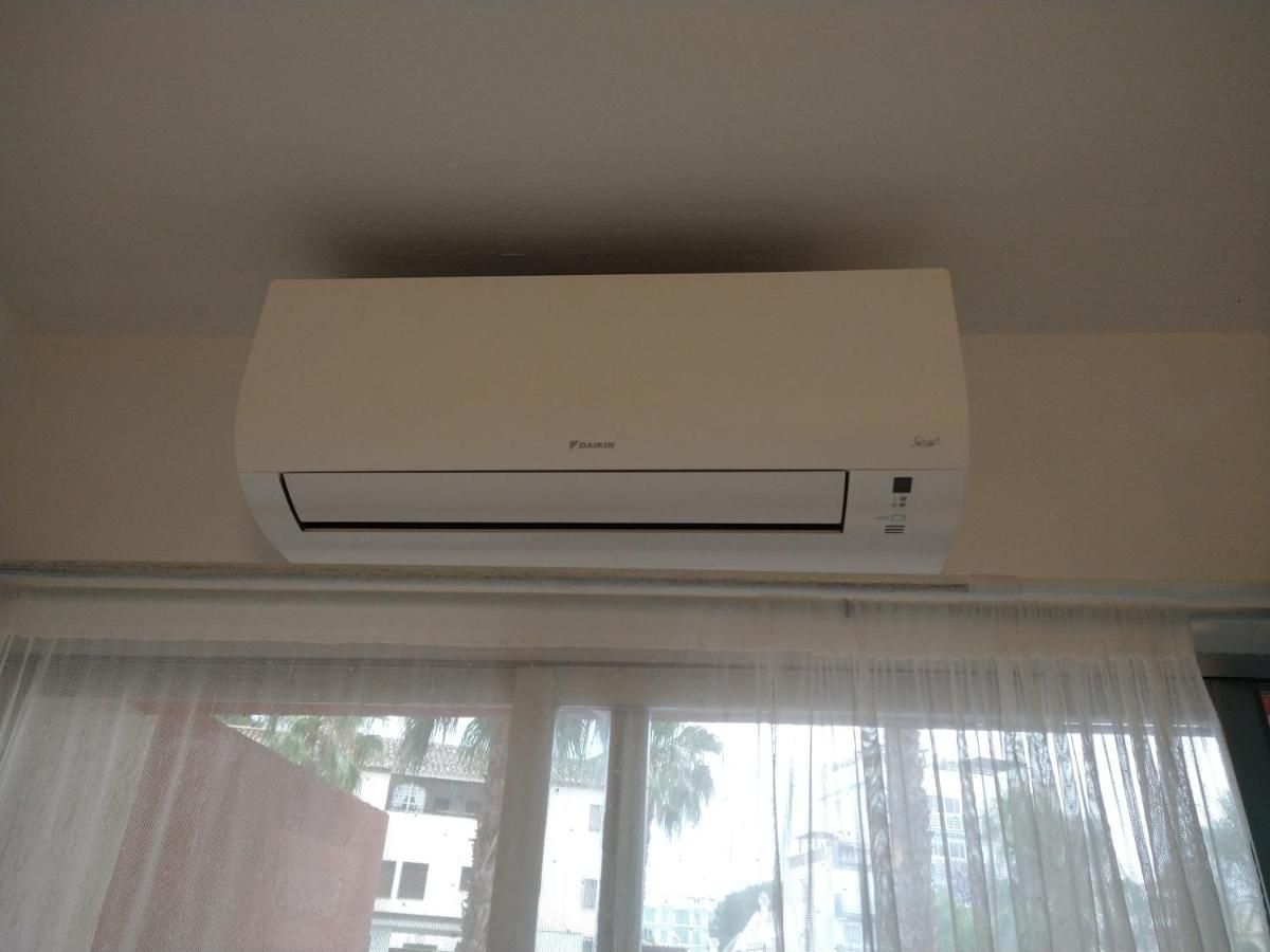 Apartamento Entero, Enormes Piscinas, Terraza Y Playa Беналмадена Екстериор снимка