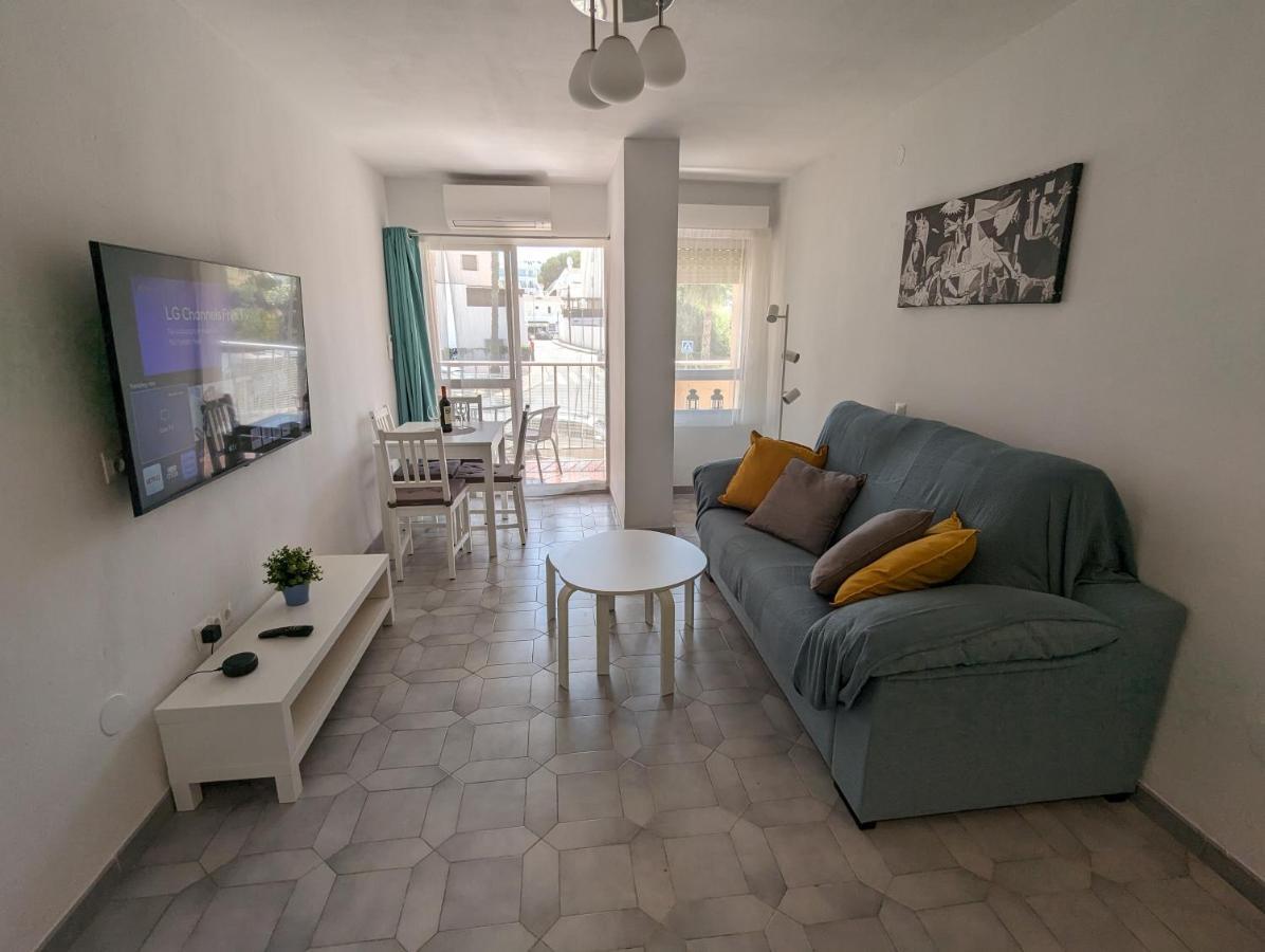 Apartamento Entero, Enormes Piscinas, Terraza Y Playa Беналмадена Екстериор снимка