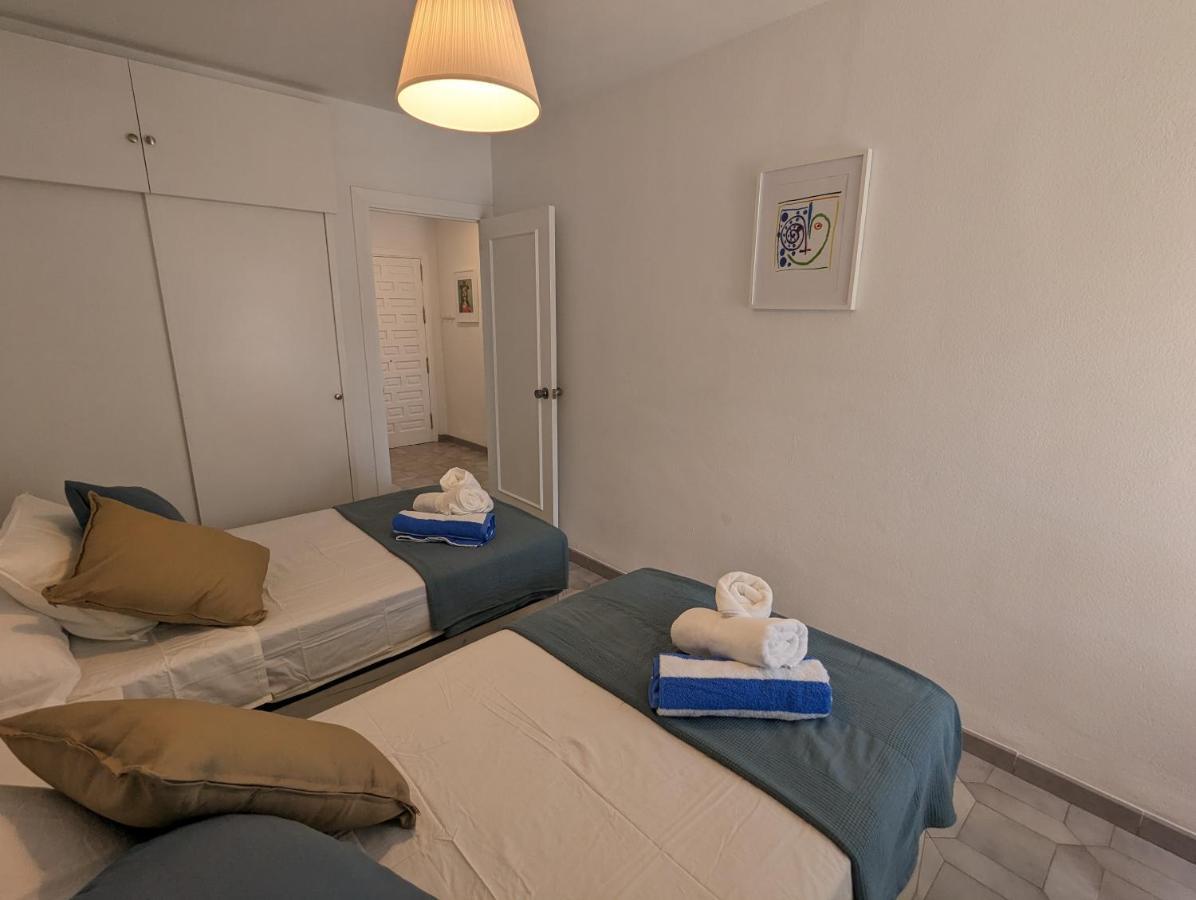 Apartamento Entero, Enormes Piscinas, Terraza Y Playa Беналмадена Екстериор снимка
