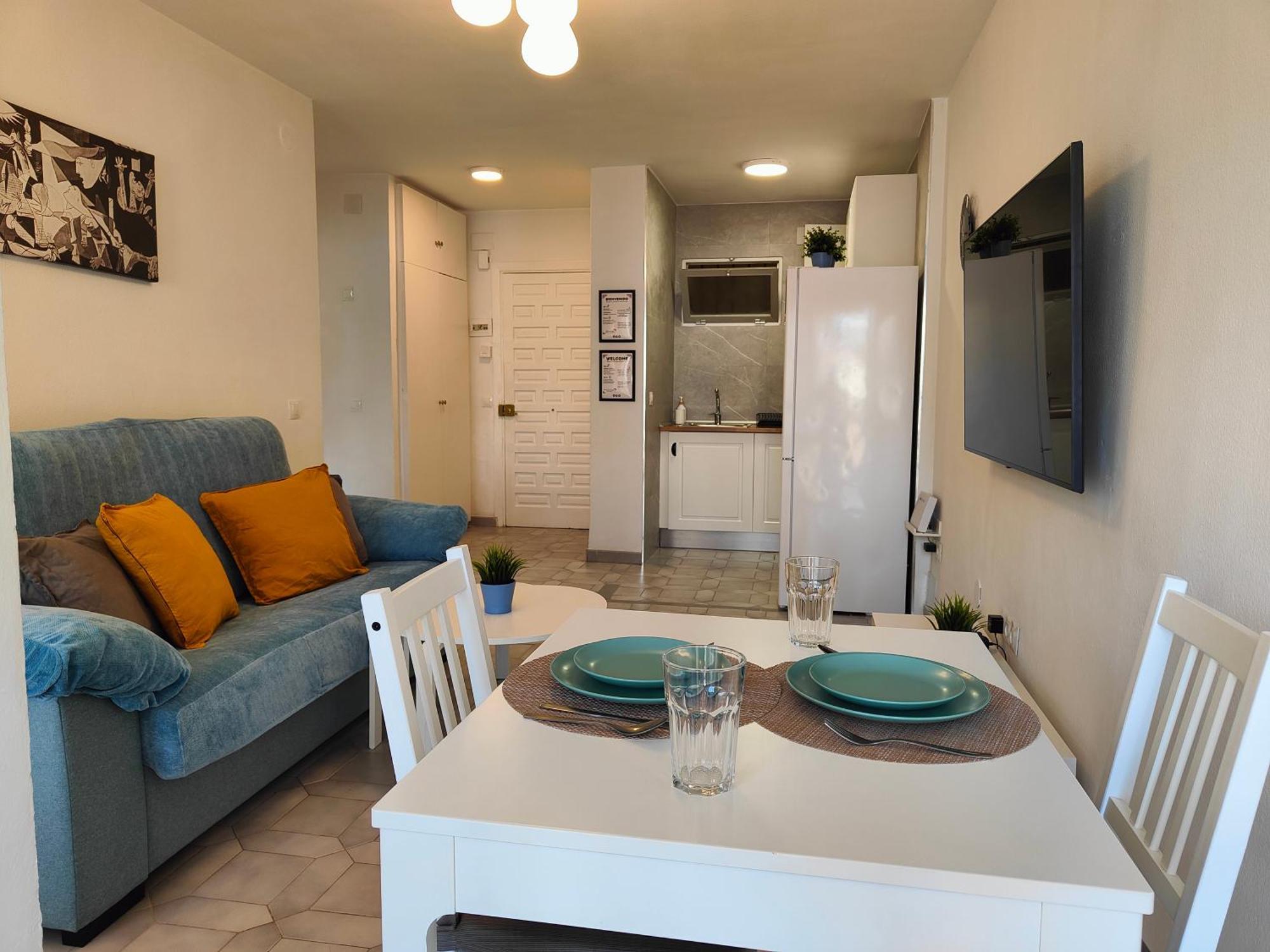 Apartamento Entero, Enormes Piscinas, Terraza Y Playa Беналмадена Екстериор снимка